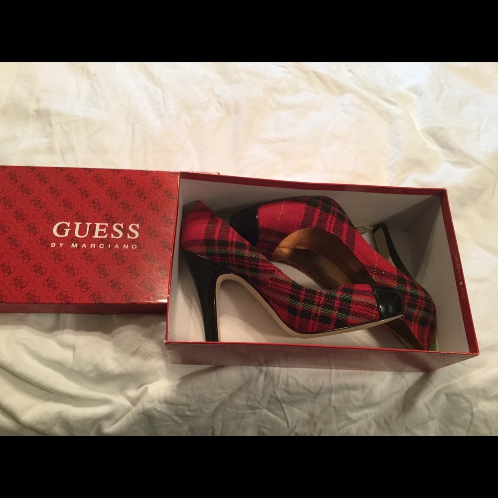 New! Guess Dress Shoes